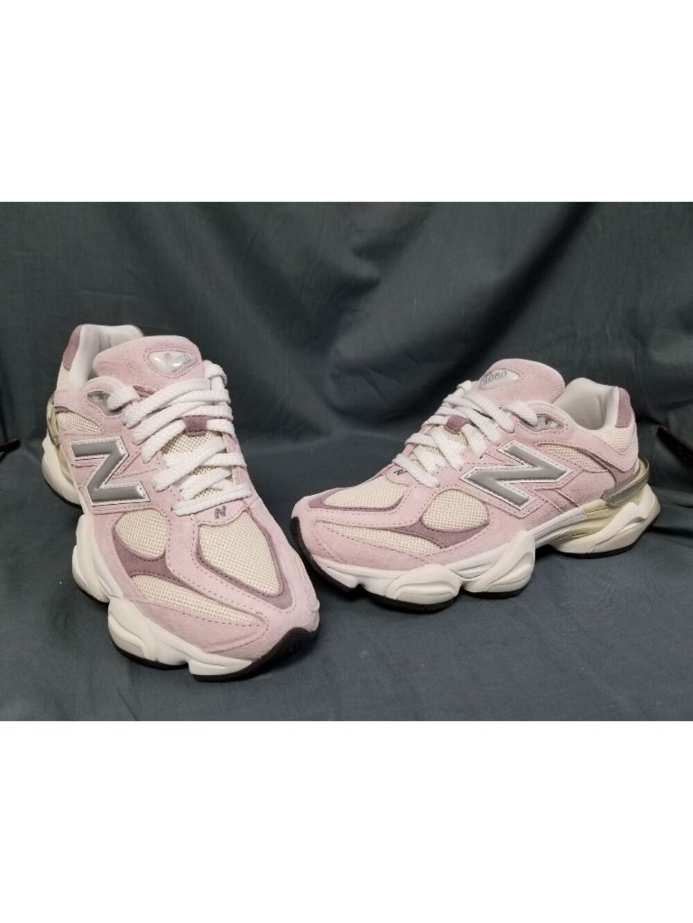New Balance 9060 Sneakers Rose Sugar U9060LBC Womens Size 6.5 NEW NO BOX!